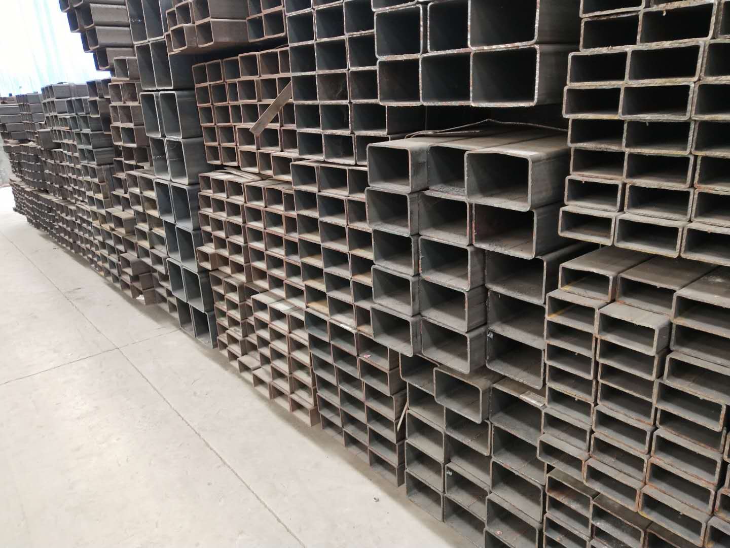 陜西蘭盛鋼鐵矩管